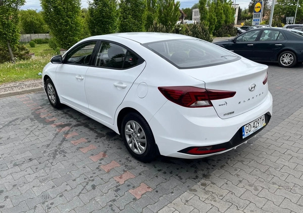 Hyundai Elantra cena 59900 przebieg: 69000, rok produkcji 2019 z Gdańsk małe 301